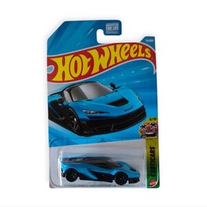 Hot Wheels McLaren W1 Race Day